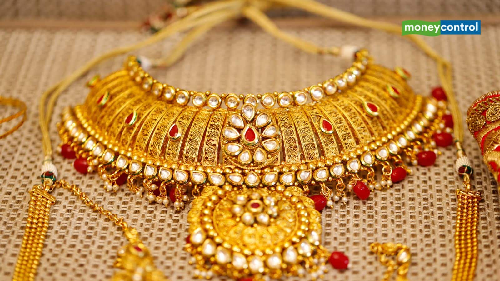 Gold Purity: आप जो गोल्ड ज्वेलरी खरीद रहे हैं उसमें मिलावट तो नहीं है? ऐसे कर सकते हैं चेक