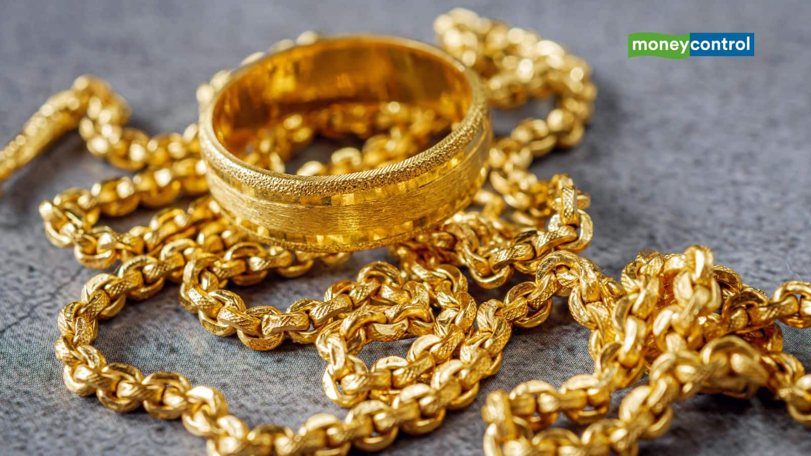 Gold Silver Rate: सोने-चांदी ने तोड़े सारे रिकॉर्ड, पहली बार सोना 1.30 लाख रुपये के पार