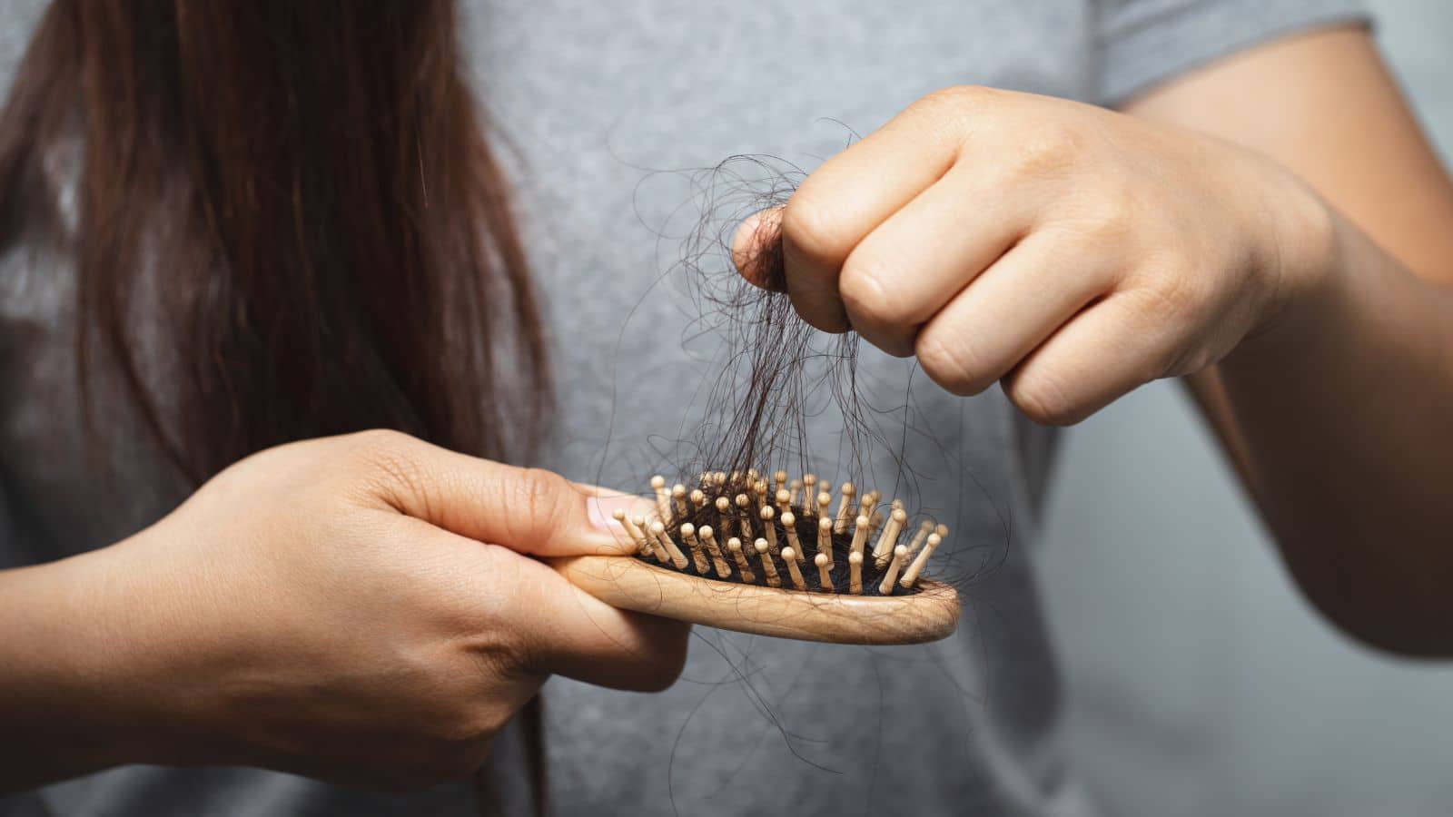 Hair care Tips: बाल झड़ते हैं? ये आसान ड्रिंक 7 दिन में दिखाएगा कमाल