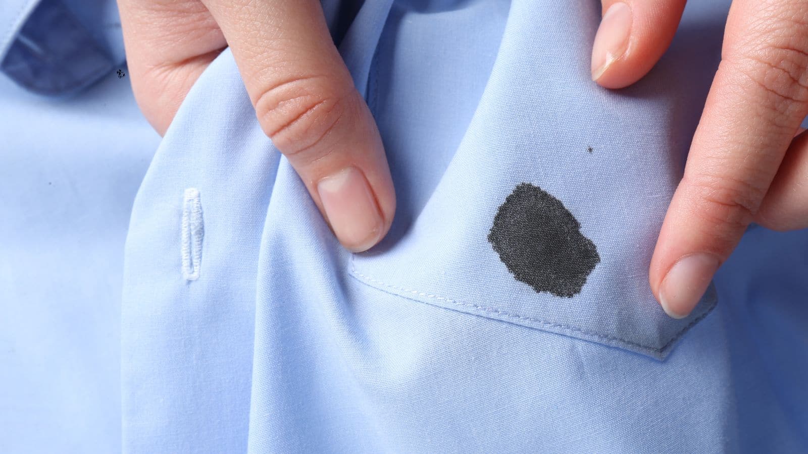 Ink Stains: बच्चों के कपड़ों से जिद्दी पेन के दाग हटेंगे चुटकियों में, बस करें ये काम Ink Stains: बच्चों के कपड़ों से जिद्दी पेन के दाग हटेंगे चुटकियों में, बस करें ये काम