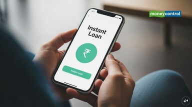 Instant Loans: फिनटेक लोन ऐप्स से पैसे लेना आसान और तेज जरूर है, लेकिन इसमें धोखाधड़ी का खतरा भी बड़ा है। इसलिए सिर्फ आरबीआई से अप्रूव ऐप्स से ही उधार लेना सुरक्षित माना जाता है। यहां कुछ लोकप्रिय और RBI अप्रूव्ड ऐप्स हैं, जो इंस्टैंट लोन ऑफर करते हैं।
