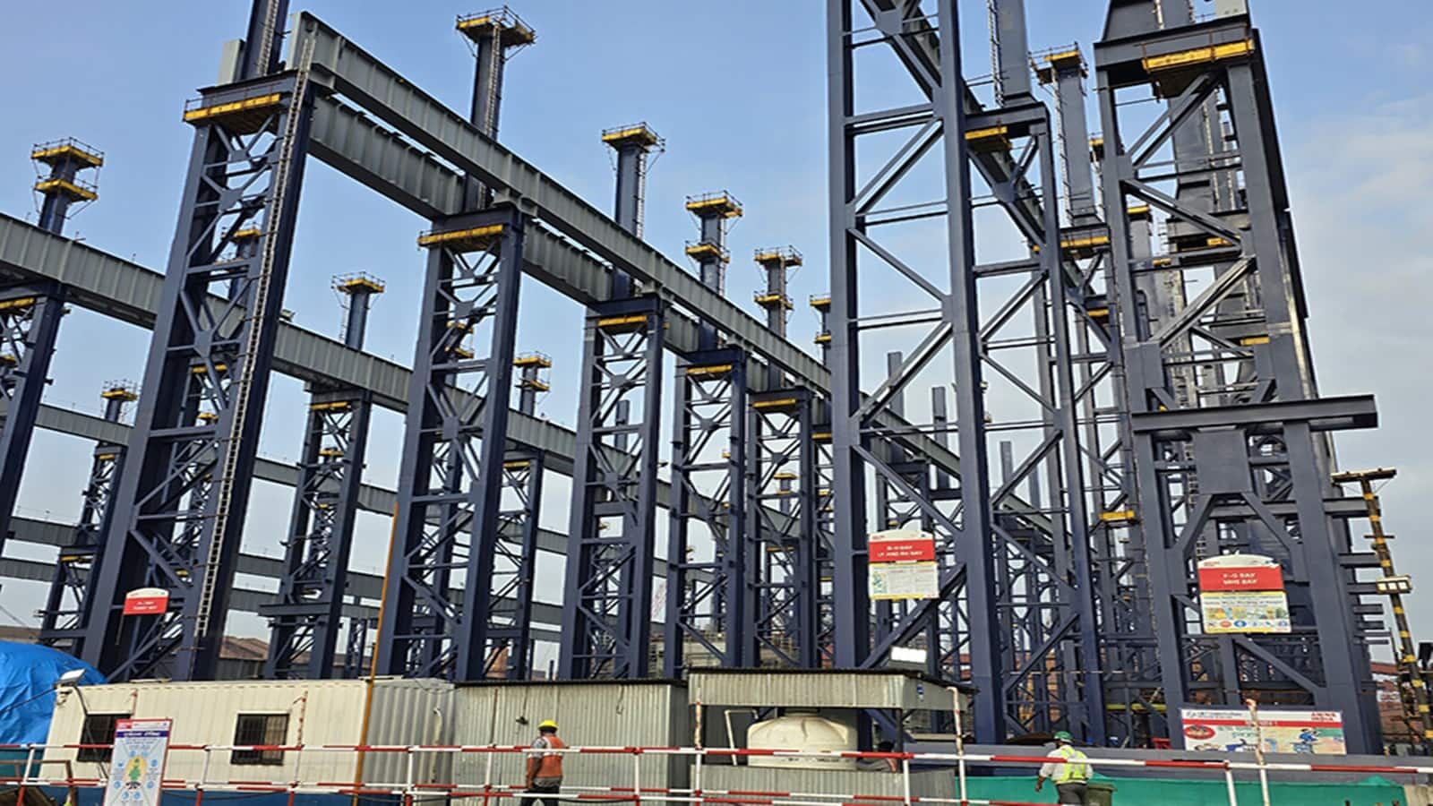 Karbonsteel Engineering IPO Listing: ₹159 के शेयरों का धमाल, भारी प्रीमियम पर लिस्टिंग के बाद अपर सर्किट