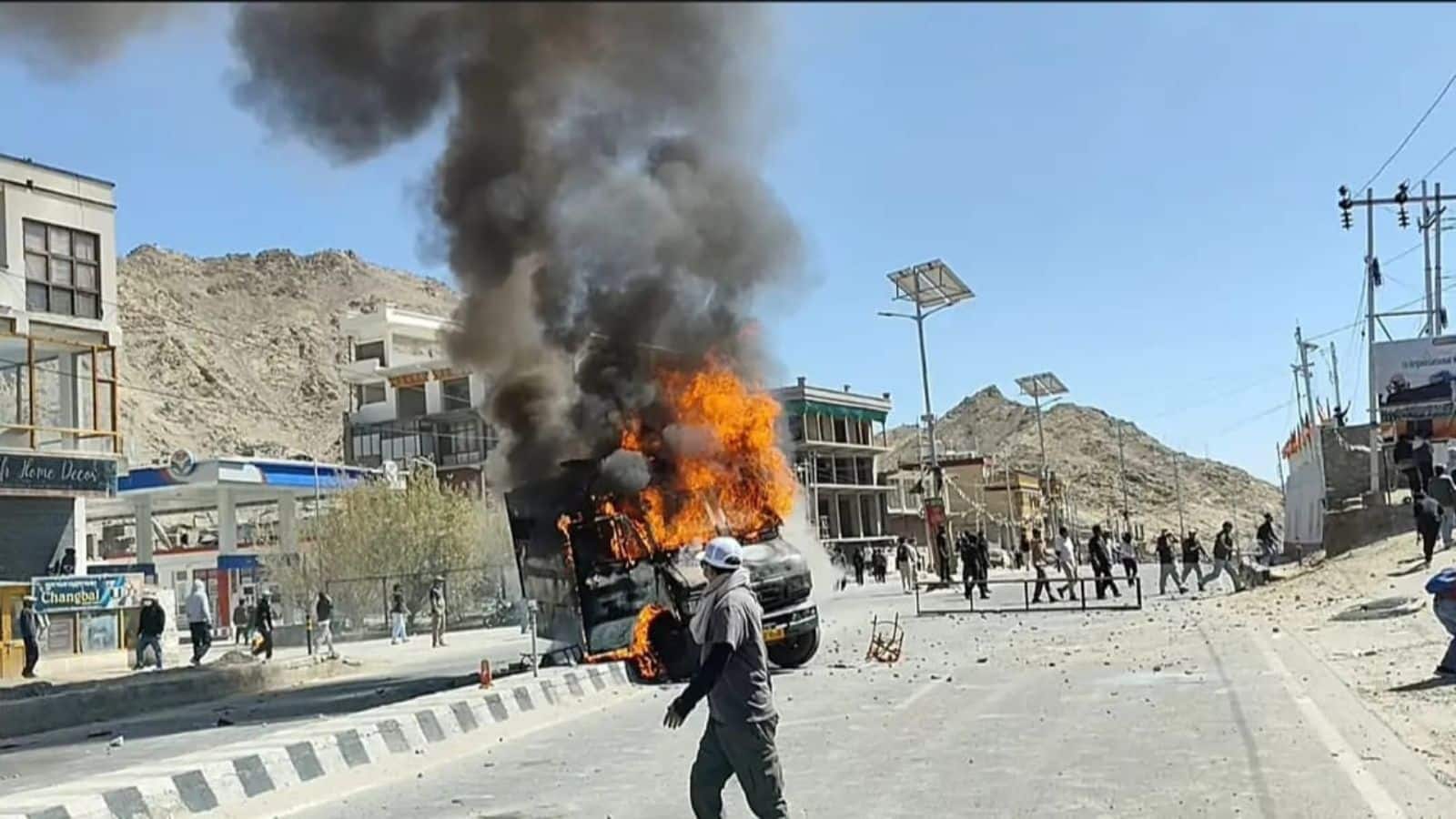 Leh Protest: 'जनता का सब्र टूट रहा है, बात हाथ से निकल सकती है' 2 दिन पहले ही लेह एपेक्स बॉडी ने दी थी चेतावनी