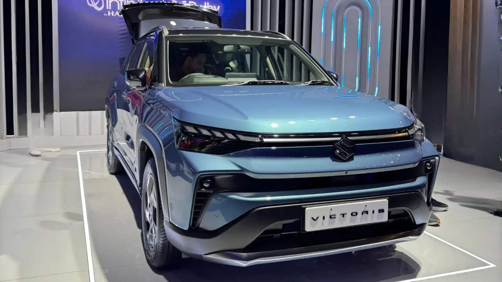 Maruti Suzuki आज लॉन्च करेगी अपनी नई मिड-साइज SUV Victoris, मिलेंगे दमदार फीचर्स और हाई माइलेज