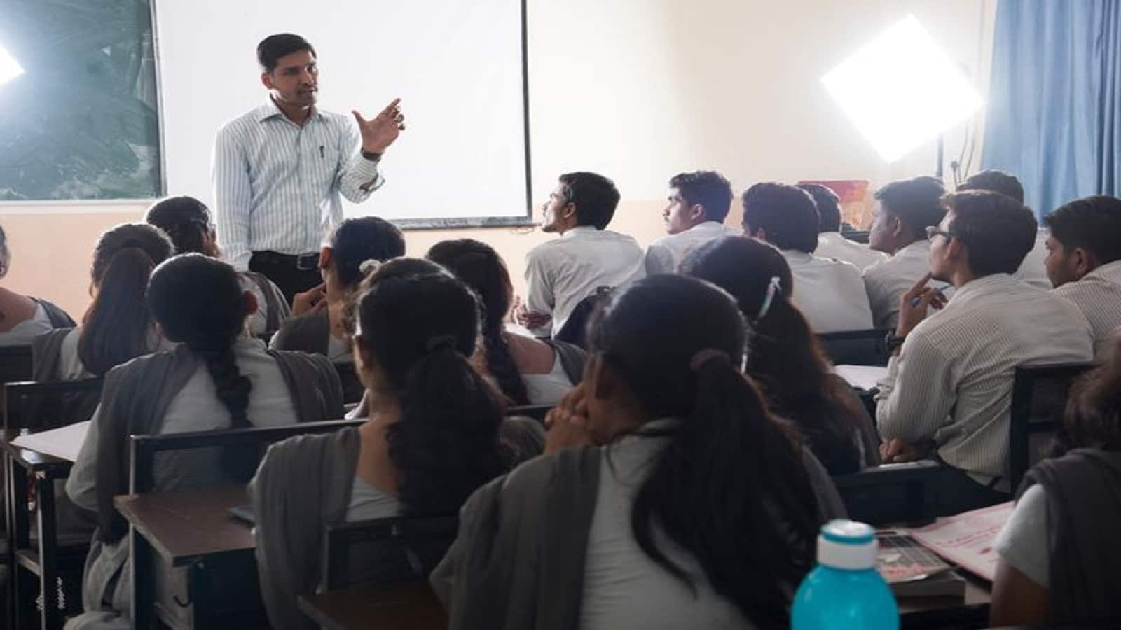 RPSC Vacancy 2025: असिस्टेंट प्रोफेसर के 574 पदों पर निकली भर्ती, आज से शुरू हुए आवेदन