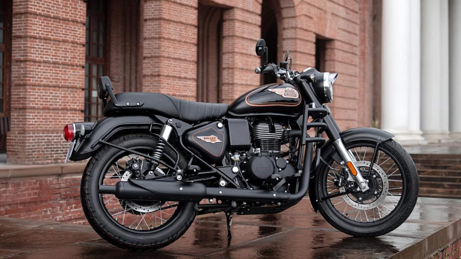 Royal Enfield ने घटाईं Bullet और Classic 350 की कीमतें, ग्राहकों को मिलेगा बड़ा फायदा