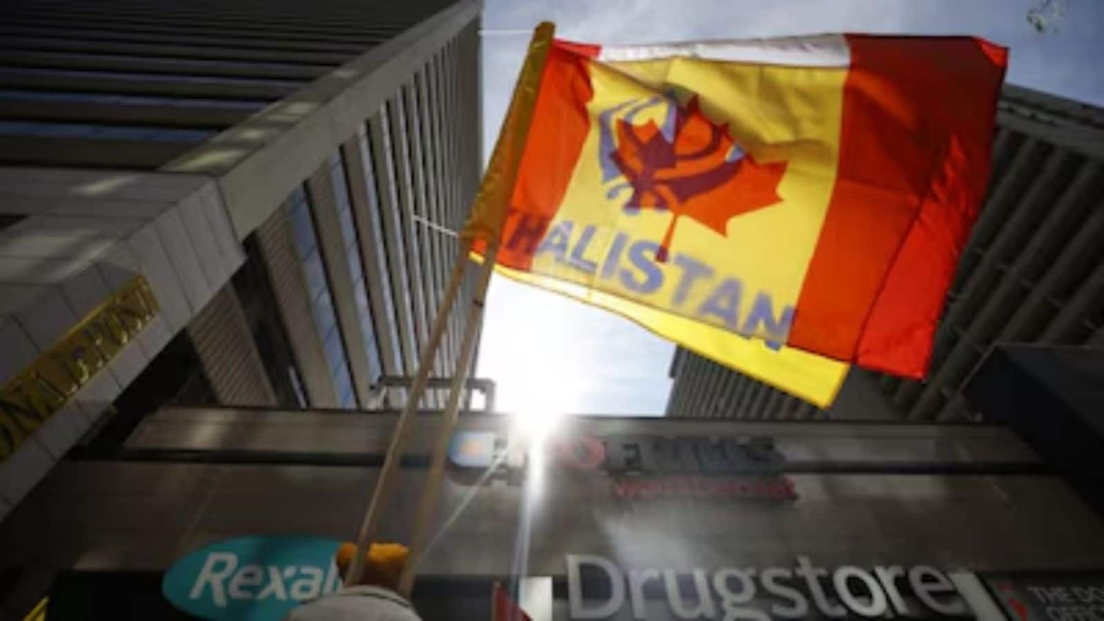 कनाडा में खालिस्तानी संगठन SFJ की नई धमकी, वैंकूवर में भारतीय दूतावास को 'सीज' करने का किया ऐलान