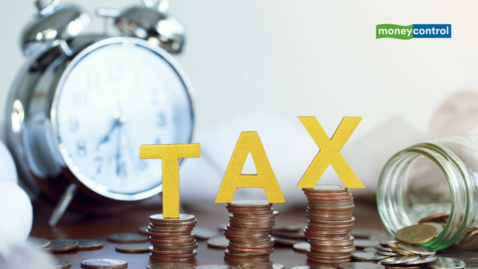   2. To get exemption from Pension and Interest Earnings Based ITR filing, the source of income of senior citizens should be pension only. Also, interest income should also be from the same bank in which pension comes. If the source of income is different from this, then it will be mandatory to fill the return.