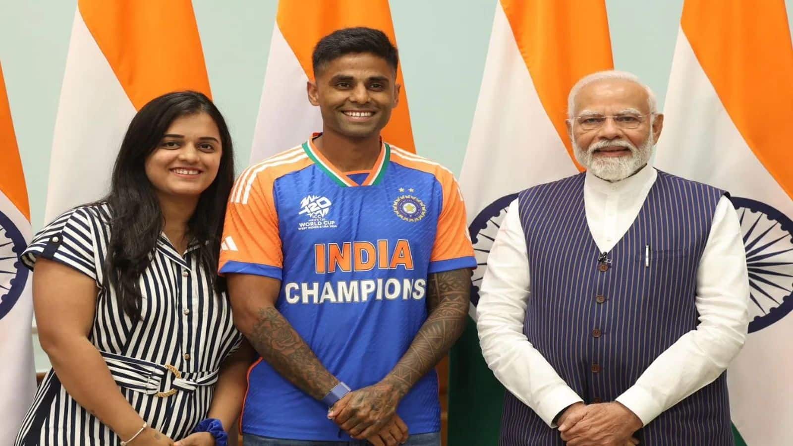 Asia Cup 2025: 'देश के नेता फ्रंटफुट पर बैटिंग कर रहे हैं'; सूर्यकुमार यादव ने की पीएम मोदी की तारीफ