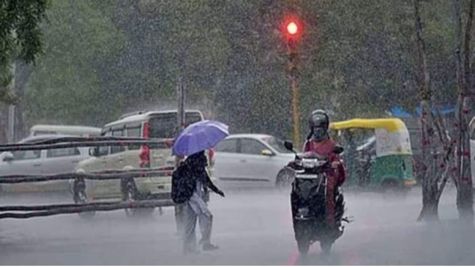 Heavy Rain Alert: यूपी में मौसम का दोहरा मिजाज, पूर्वी हिस्से में भारी बारिश का अलर्ट तो पश्चिमी यूपी में सताएगी भीषण गर्मी