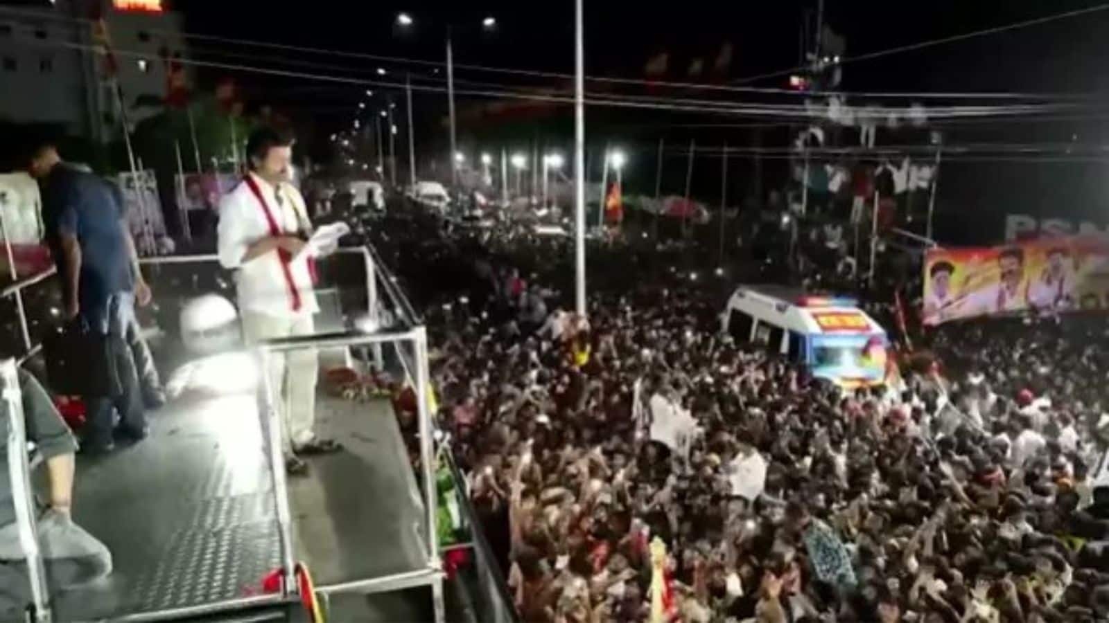 Vijay Rally Stampede: कातिल भगदड़ का शिकार बना 18 महीने का मासूम, शरीर पर मिले 32 चोटों की निशान