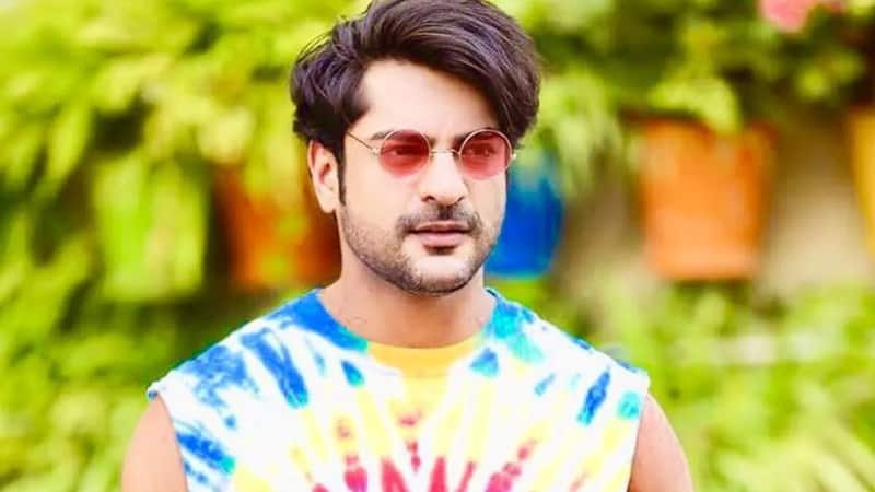 टीवी एक्टर आशीष कपूर पर लगे बलात्कार के आरोप, गिरफ्तारी के साथ मामला गरमाया