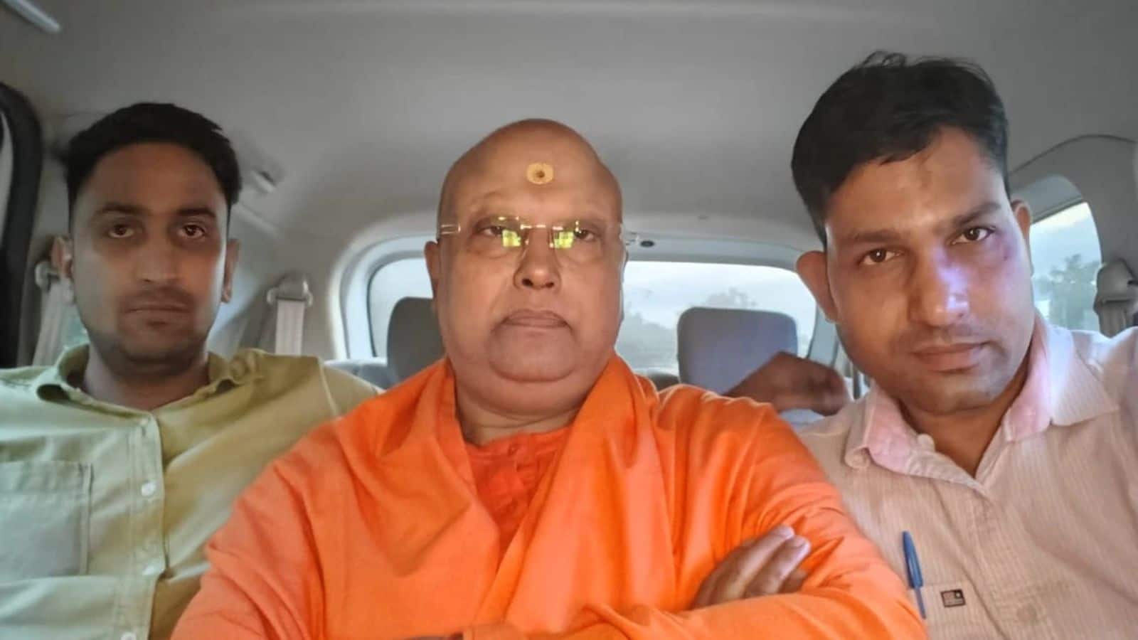 Swami Chaitanyananda Saraswati: 'पीएमओ लिंक, फर्जी पासपोर्ट और UN में स्थायी राजदूत', खुल गया बाबा चैतन्यानंद का काला चिट्ठा! दिल्ली पुलिस ने किए बड़े खुलासे