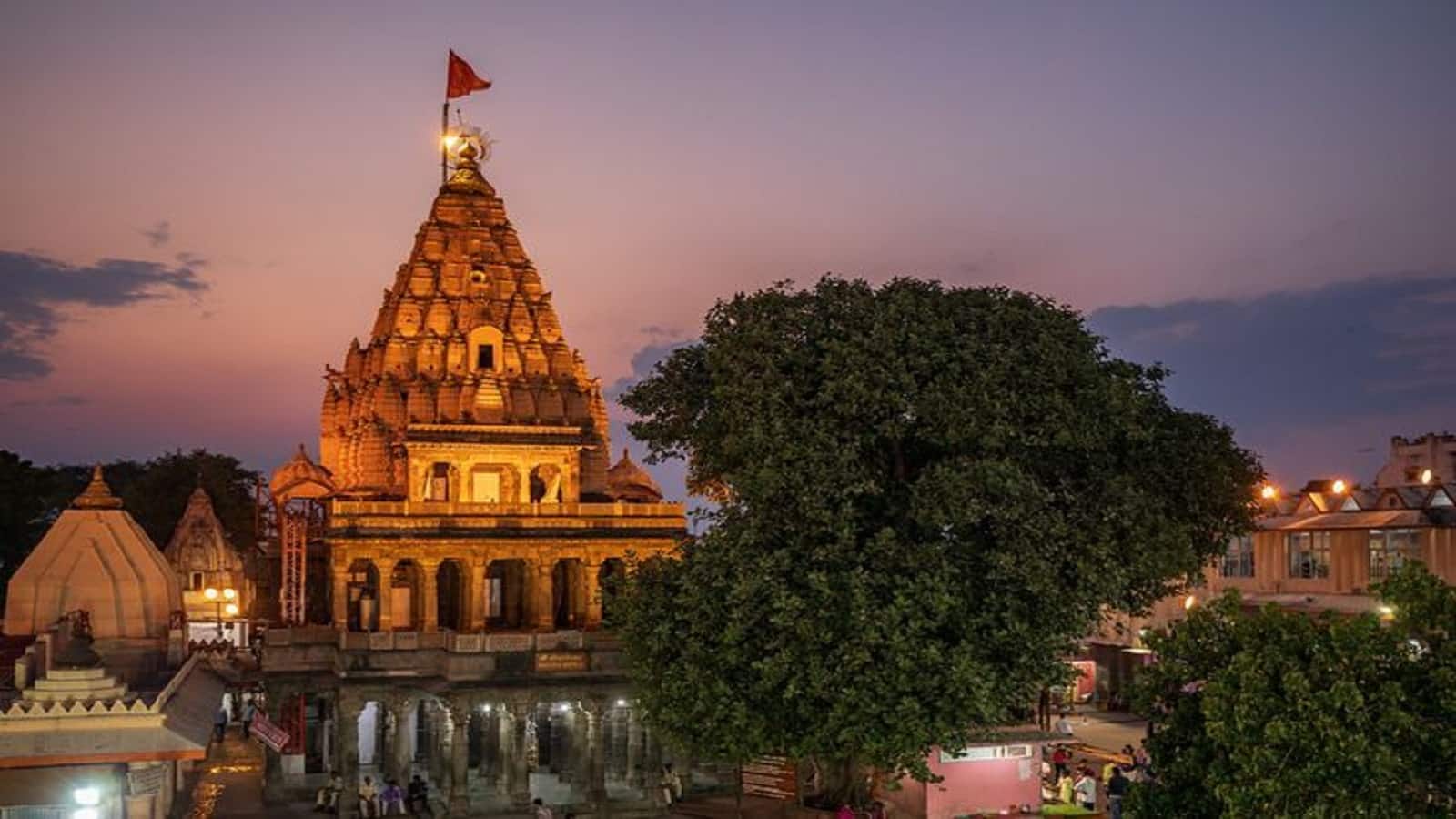 Chandra Grahan 2025: देश के इन 5 मंदिरों में नहीं मान्य होता ग्रहण का सूतक काल, जानिए इनके बारे में