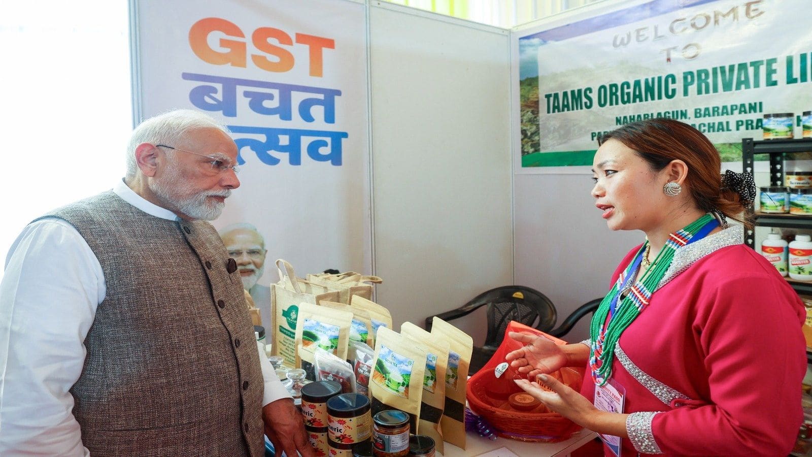 PM Modi Arunachal Visit: पीएम मोदी ने अरुणाचल प्रदेश में ₹5,100 करोड़ की परियोजनाओं का किया शुभारंभ, पूर्वोत्तर की अनदेखी के लिए कांग्रेस पर साधा निशाना