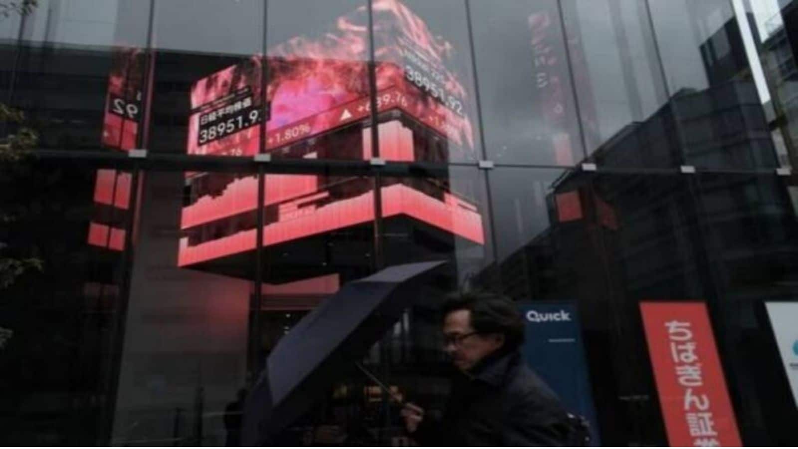 जापान का Nikkei 225 नए रिकॉर्ड हाई पर, SoftBank के शेयरों में करीब 10% की भारी उछाल