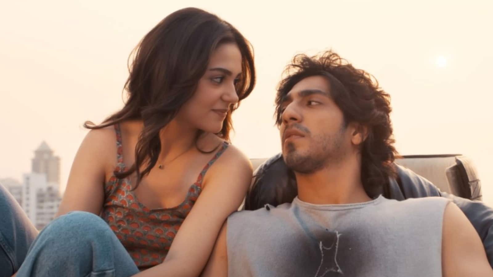 Saiyaara OTT release: सैयारा की ओटीटी रिलीज से पहले देखें ये लव स्टोरीज, जिन्हें पर्दे पर देख छलक उठे थे दर्शकों के आंसू