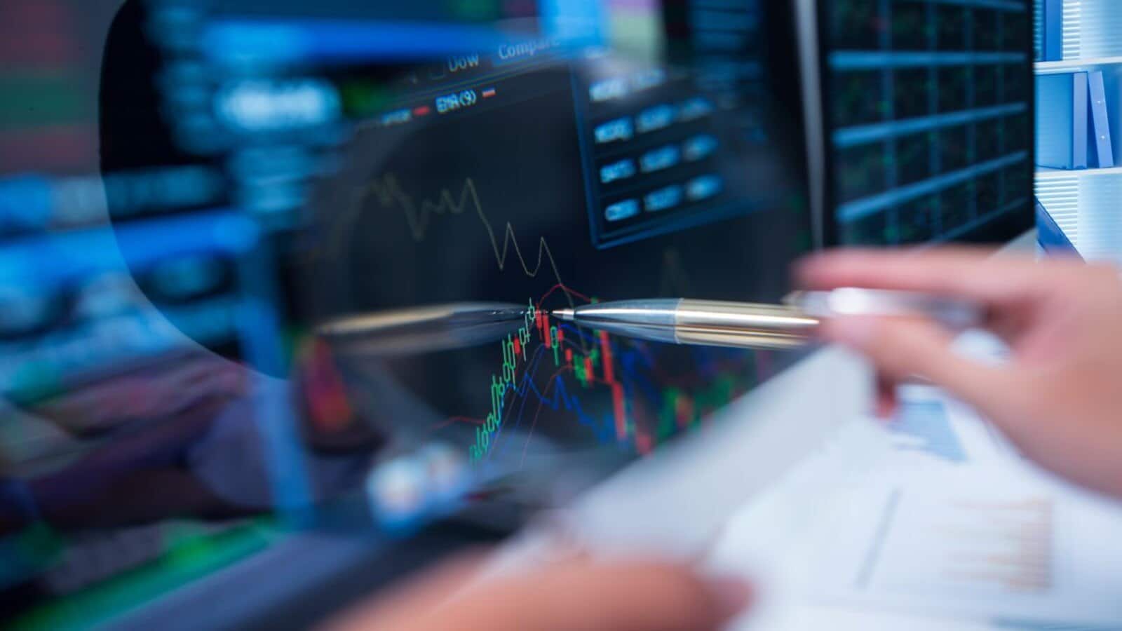 Stocks to Watch: 30 सितंबर को M&M, Blue Dart Express, Tata Motors, Allcargo Gati समेत इन शेयरों पर नजर, दिख सकती है बड़ी उठापटक