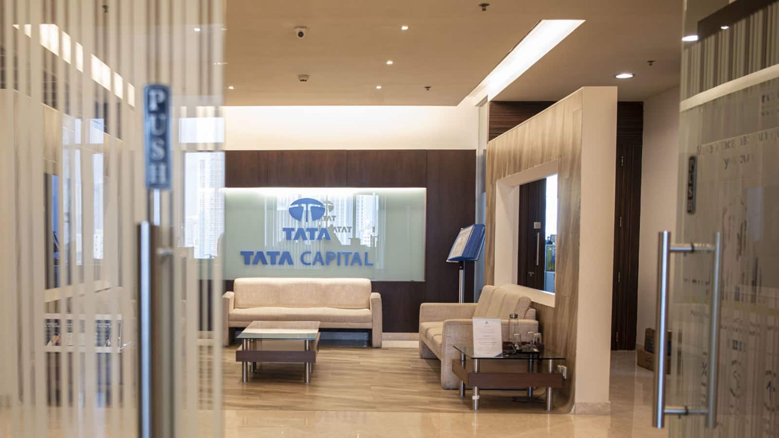 Tata Capital IPO का प्राइस बैंड तय, अनलिस्टेड शेयर खरीदने वालों को तगड़ा झटका; 6 अक्टूबर से खुलेगा इश्यू