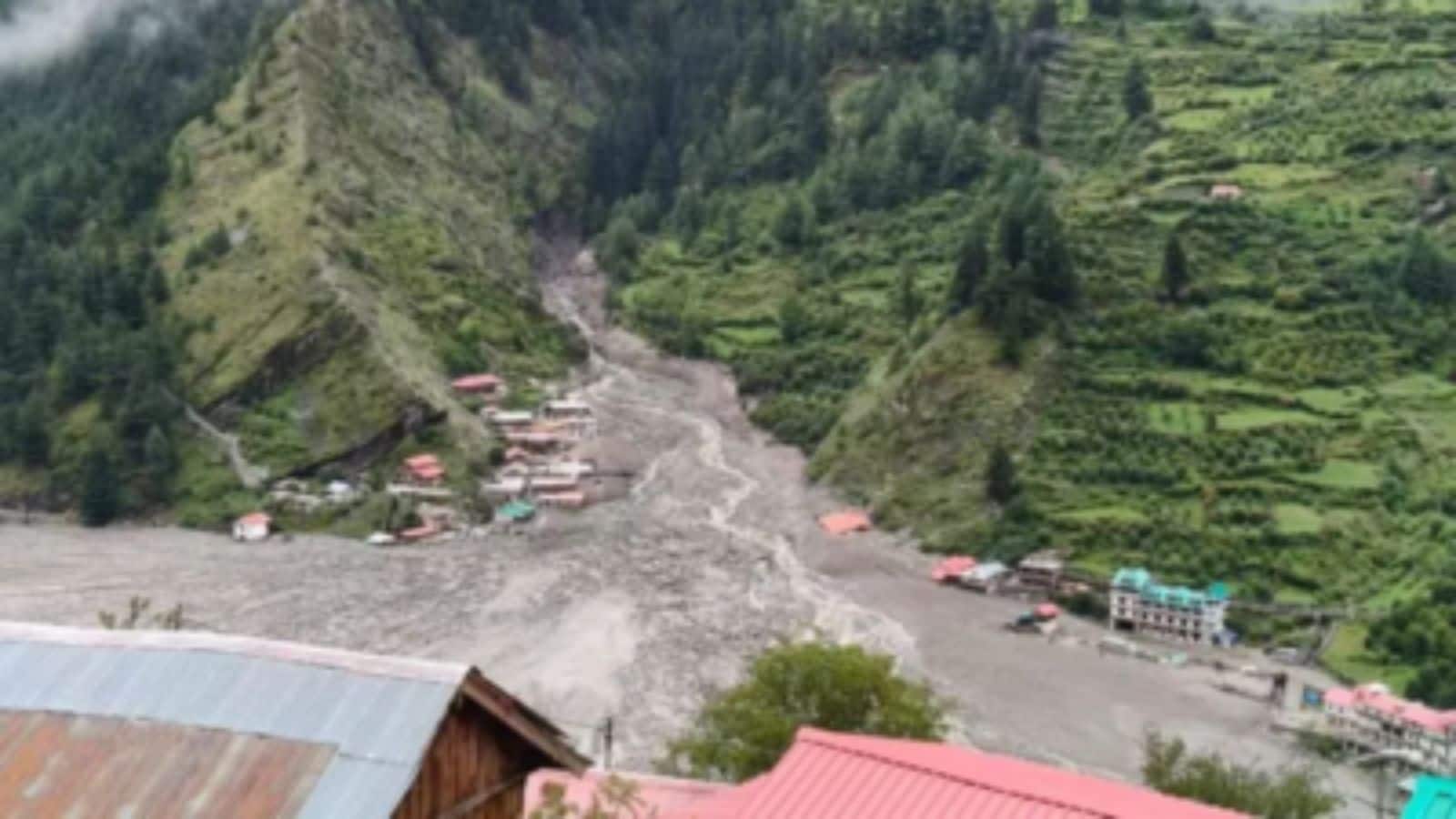 Uttarakhand Rain Alert: उत्तराखंड में मानसून का कहर, पहाड़ से मैदान तक मुश्किलें, मौसम विभाग का अलर्ट जारी