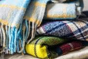 Blankets Cleaning Tips : भारी कंबल को मिनटों में साफ करने का आसान तरीका, 90% लोग नहीं जानते ये ट्रिक