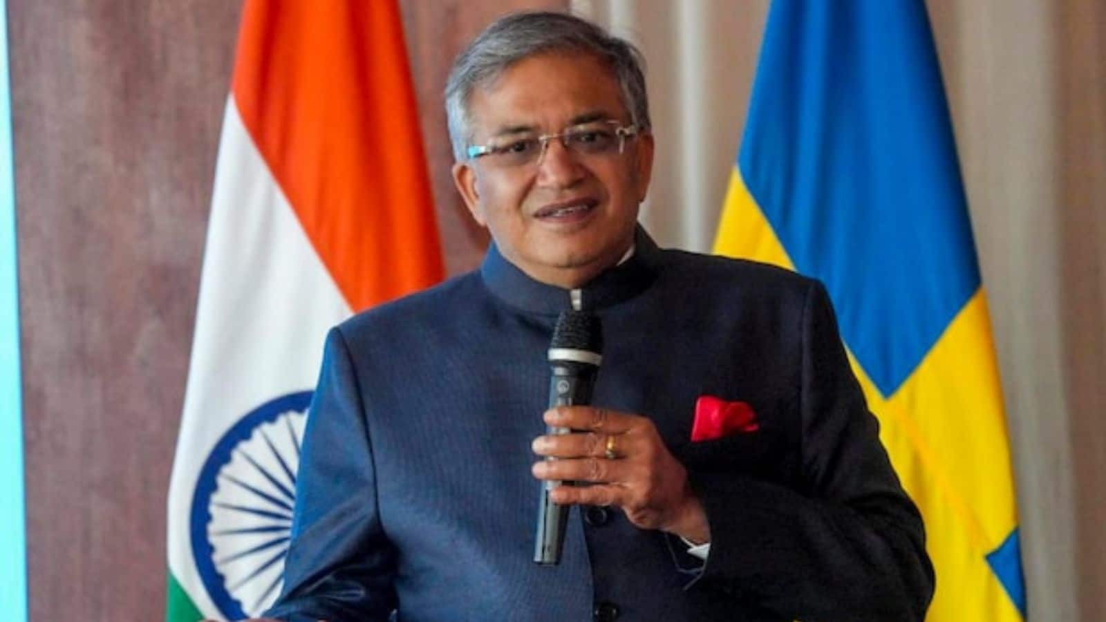 Bihar Election: अब बूथ के अंदर ले जा सकेंगे मोबाइल! CEC ज्ञानेश कुमार का ऐलान, बिहार चुनाव में देखने को मिलेंगे कई बड़े बदलाव
