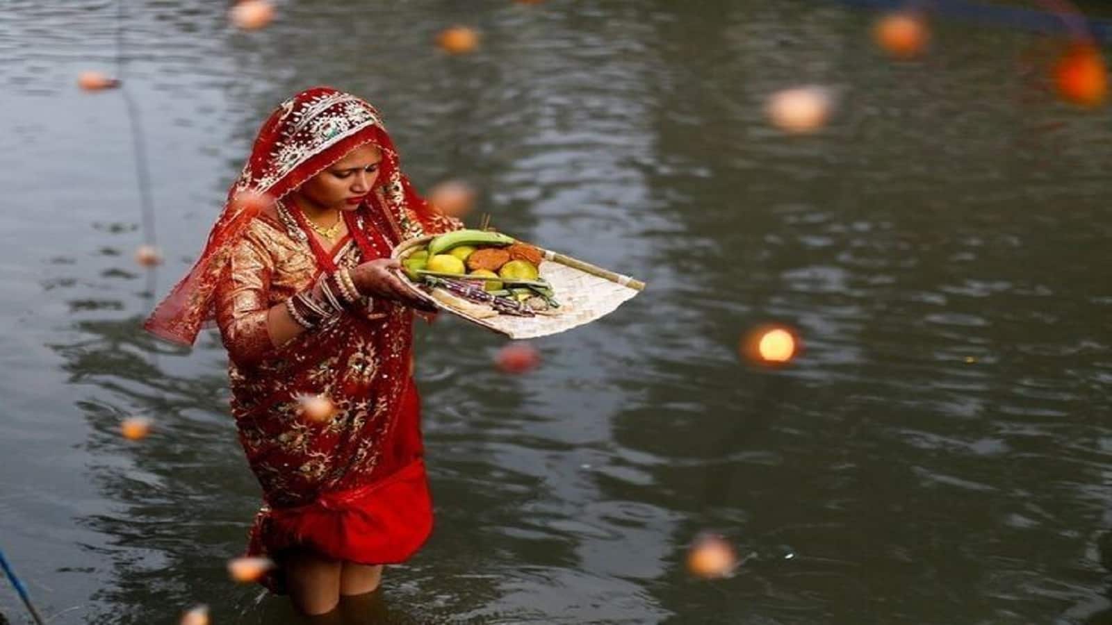 Chhath Puja 2025 Sanyog: खरना से लेकर प्रात: अर्घ्य तक इन शुभ योगों में मनेगा छठ महापर्व Chhath Puja 2025 Sanyog: खरना से लेकर प्रात: अर्घ्य तक इन शुभ योगों में मनेगा छठ महापर्व
