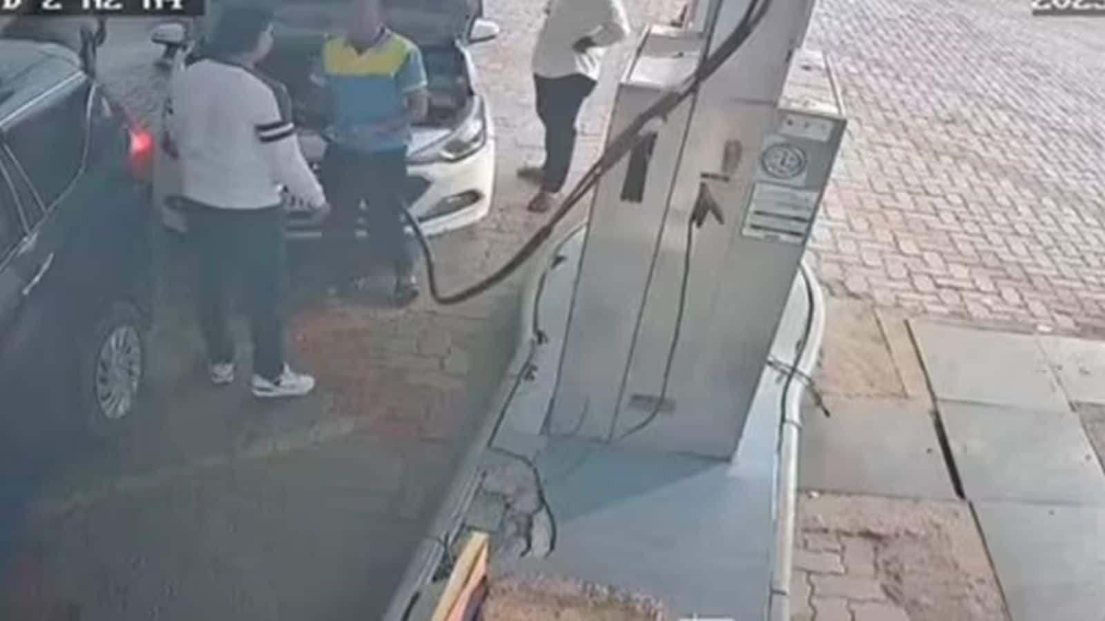 राजस्थान के SDM छोटू लाल शर्मा सस्पेंड! पेट्रोल पंप पर कर्मचारी से की थी मारपीट, वीडियो वायरल होने के बाद सीएम का ऐक्शन