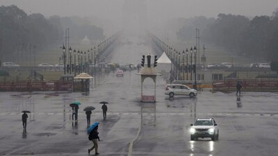 आज सुबह 6 बजे दिल्ली का औसत वायु गुणवत्ता सूचकांक (AQI) 297 दर्ज किया गया, जो 'खराब' श्रेणी में आता है