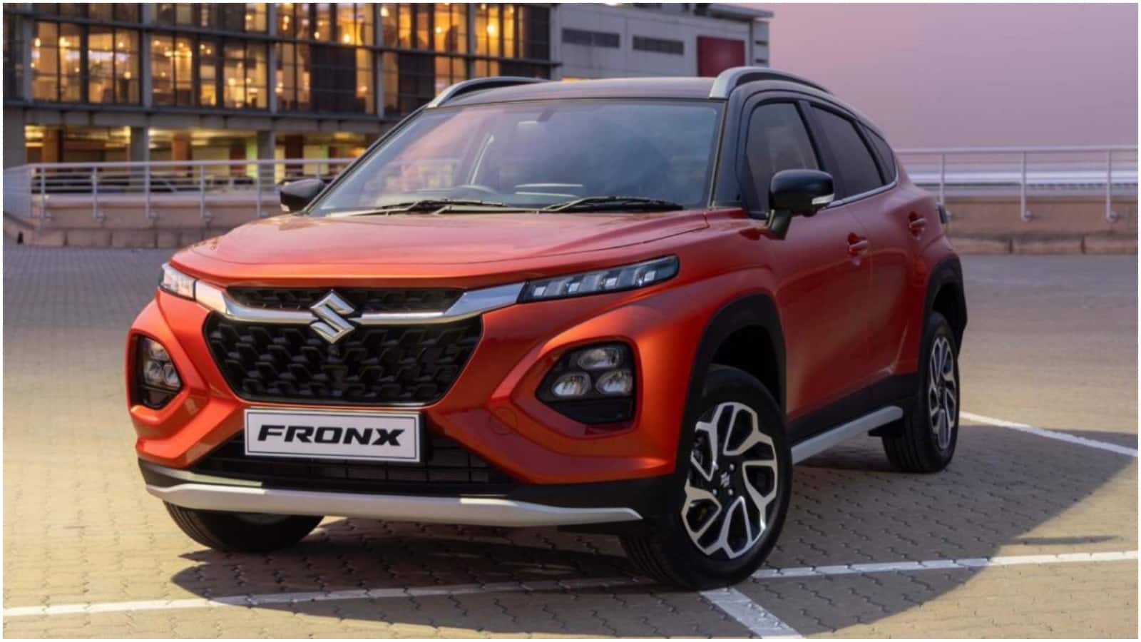 Maruti Fronx पर 60,000 रुपये तक की छूट दी जा रही है। इसके Turbo वेरिएंट पर 73,000 रुपये और CNG वेरिएंट पर 23,000 रुपये से 38,000 रुपये तक की छूट दी जा रही है।