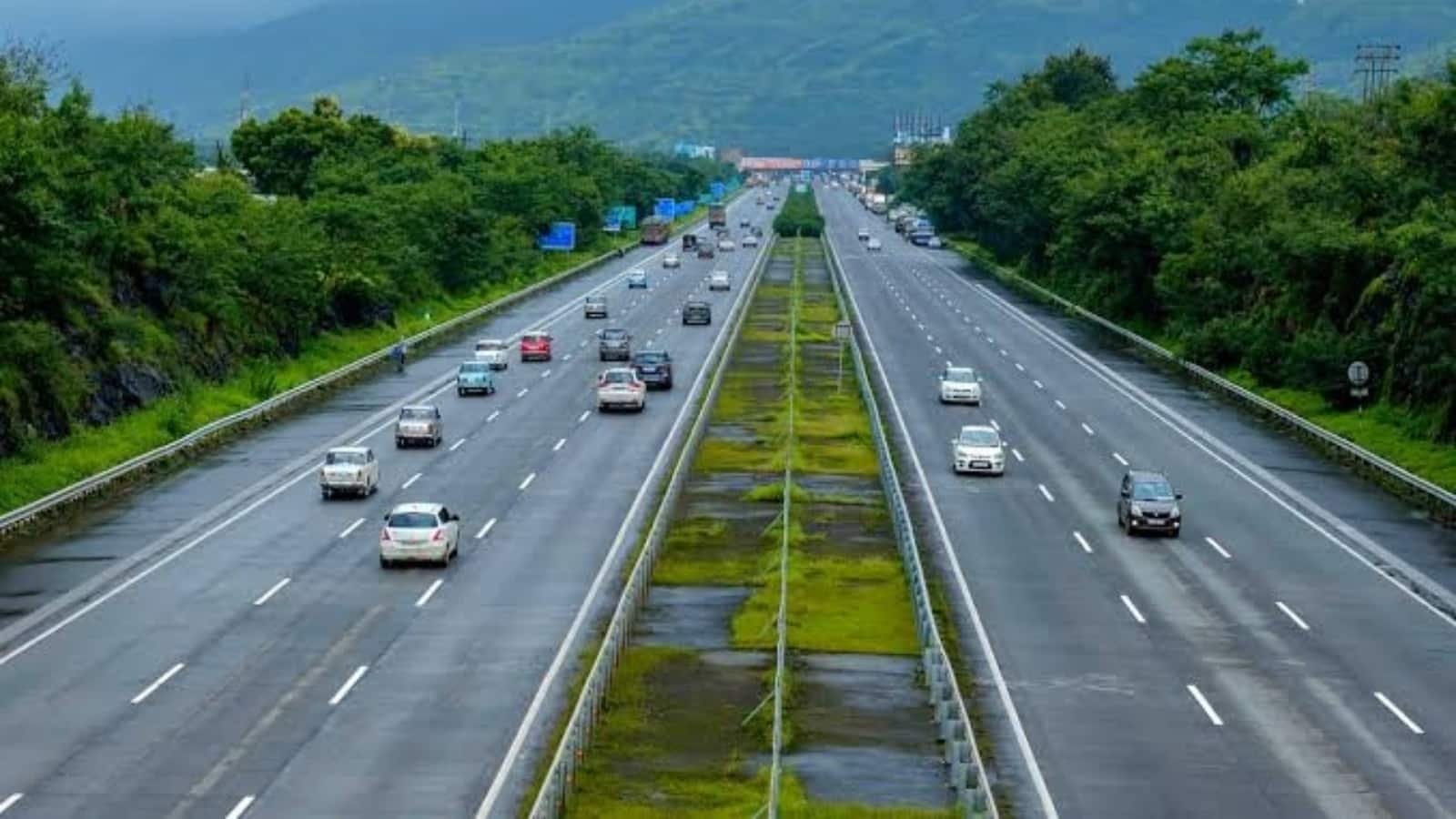 NHAI: NHAI की नई पहल, अब हाईवे पर लगाए जाएंगे QR कोड साइन बोर्ड, स्‍कैन करते ही पता चलेगा पेट्रोल पंप, होटल और पंक्चर शॉप