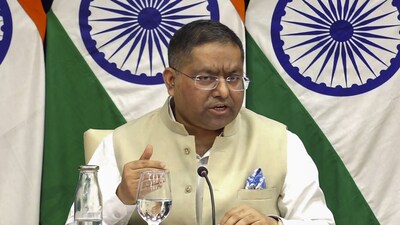 भारत ने बांग्लादेश के उच्चायुक्त रियाज को ढाका में भारतीय उच्चायोग को मिली धमकी पर अपनी चिंता जताई