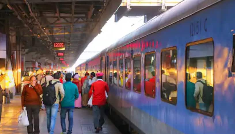 दिवाली-छठ पर बिना तत्काल सेवा के सेम डे ट्रेन टिकट बुकिंग का आसान तरीका, IRCTC ने दी यात्रियों को नई सुविधा