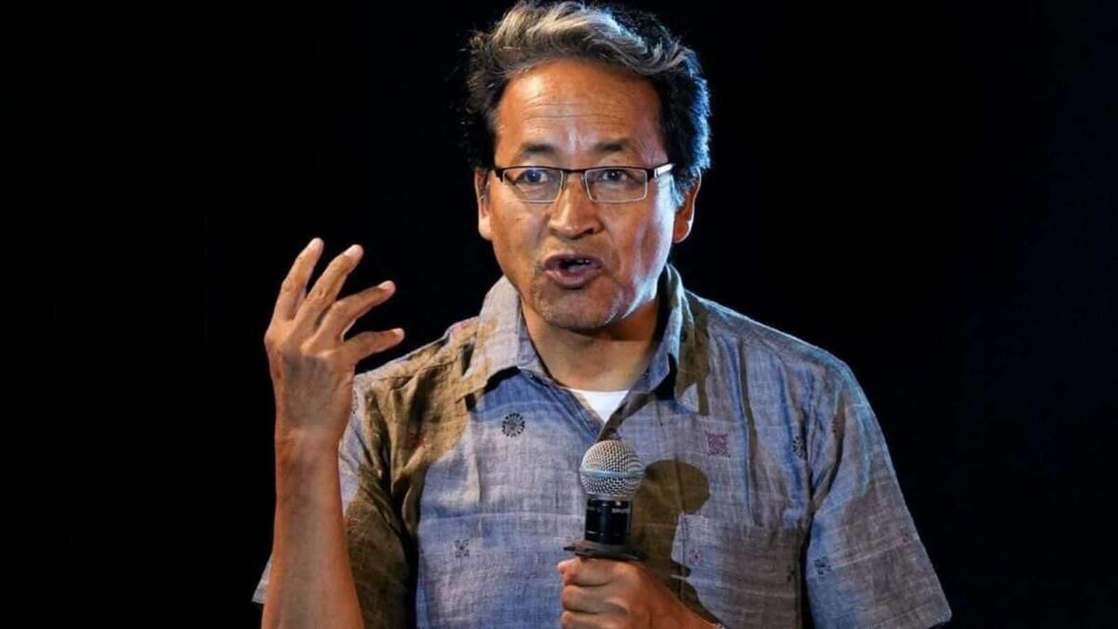 Ladakh violence: सोनम वांगचुक की रिहाई के लिए उनकी पत्नी ने खटखटाया सुप्रीम कोर्ट का दरवाजा, राष्ट्रपति से भी की अपील
