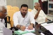 Tejashwi Yadav: तेजस्वी यादव ही होंगे नेता प्रतिपक्ष, RJD की समीक्षा बैठक में लालू यादव का बड़ा फैसला Tejashwi Yadav: तेजस्वी यादव ही होंगे नेता प्रतिपक्ष, RJD की समीक्षा बैठक में लालू यादव का बड़ा फैसला