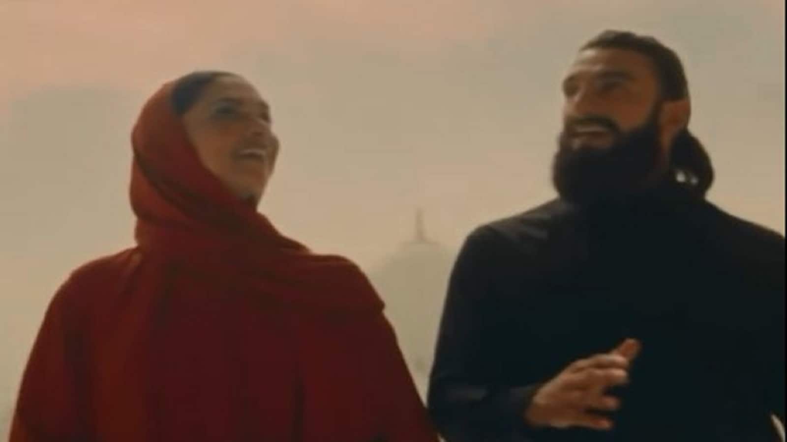 Ranveer Singh-Deepika Padukone: इस अंदाज में नजर आया बॉलीवुड का पावर कपल, फैंस की नजर नहीं हट रही