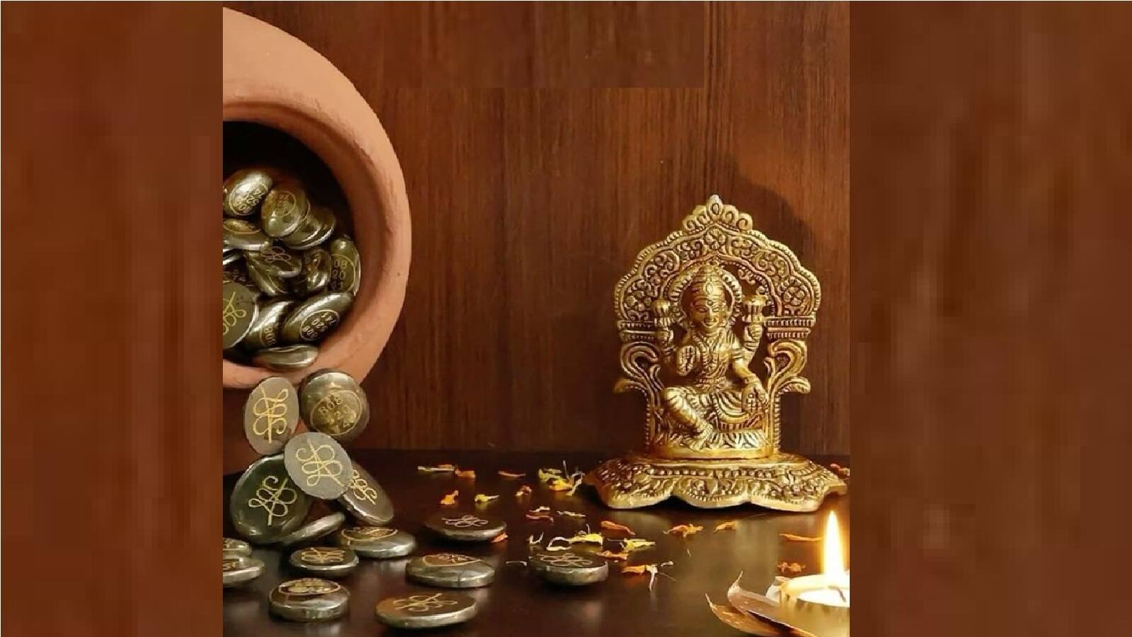 Dhanteras 2025: आज चांदी के सिक्के या ज्वेलरी खरीदते समय रखें इन 5 बातों का ध्यान, नहीं होगा कोई नुकसान Dhanteras 2025: आज चांदी के सिक्के या ज्वेलरी खरीदते समय रखें इन 5 बातों का ध्यान, नहीं होगा कोई नुकसान