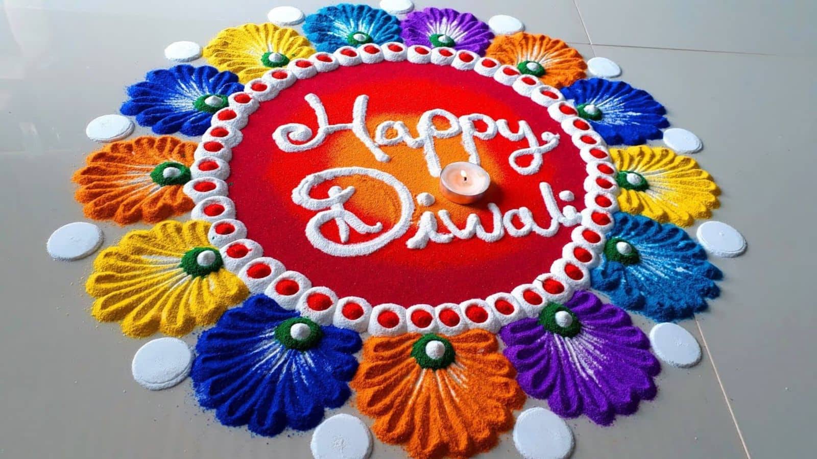 Diwali Rangoli Designs 2025: दिवाली पर बनाएं ये लेटेस्ट रंगोली डिजाइन, देखकर सब कहेंगे वाह!
