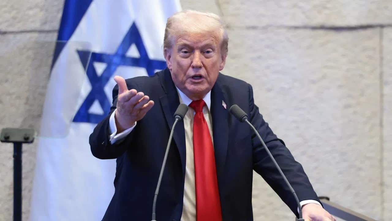 Donald Trump: इजरायली संसद में ट्रंप के संबोधन के बीच हंगामा, दो सांसदों ने किया विरोध