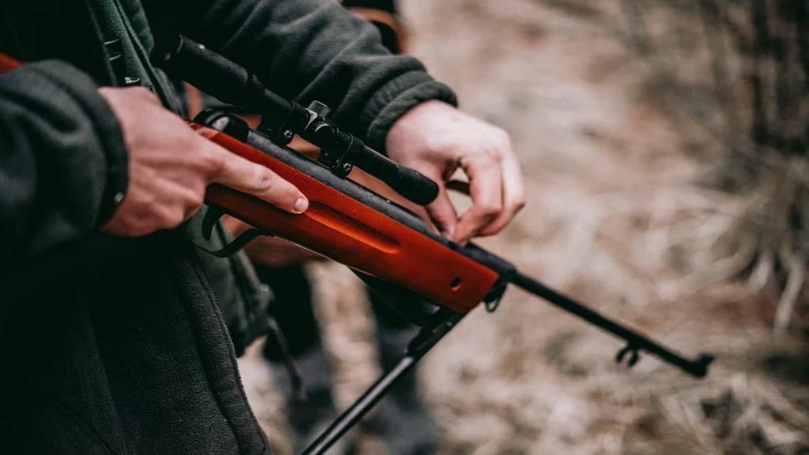 मिसिसिपी में गोलीबारी की भेंट चढ़े हाई स्कूल होमकमिंग सेलिब्रेशंस; 6 की मौत, कई घायल