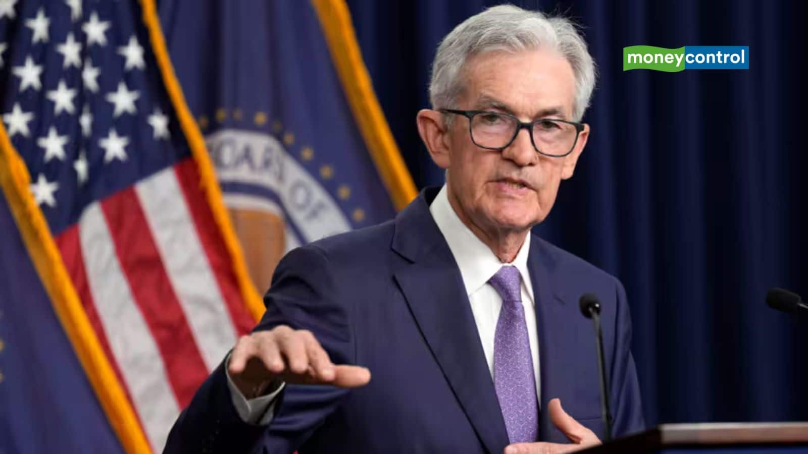 US Fed Rate Cut: फेडरल रिजर्व ने फिर घटाई ब्याज दर, आगे लिए क्या हैं संकेत?