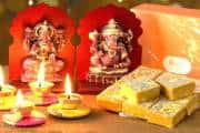 Pradosh Kaal Puja on Diwali: प्रदोष काल में लक्ष्मी पूजा का है विशेष महत्व, जानें दिवाली की रात पूजा का शुभ मुहूर्त