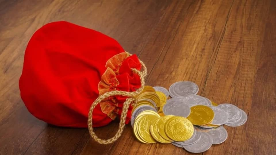 Loan: कर्ज खत्म करने का सही तरीका क्या है? जानें सेटलमेंट और फुल क्लोजर की पूरी डिटेल? Loan: कर्ज खत्म करने का सही तरीका क्या है? जानें सेटलमेंट और फुल क्लोजर की पूरी डिटेल?