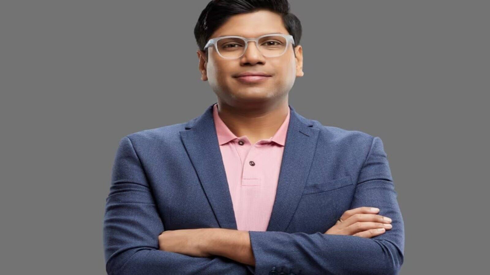 Lenskart IPO: अगर 22% बढ़त में लिस्ट हुआ शेयर तो बिलेनियर क्लब में शामिल हो सकते हैं पीयूष बंसल Lenskart IPO: अगर 22% बढ़त में लिस्ट हुआ शेयर तो बिलेनियर क्लब में शामिल हो सकते हैं पीयूष बंसल