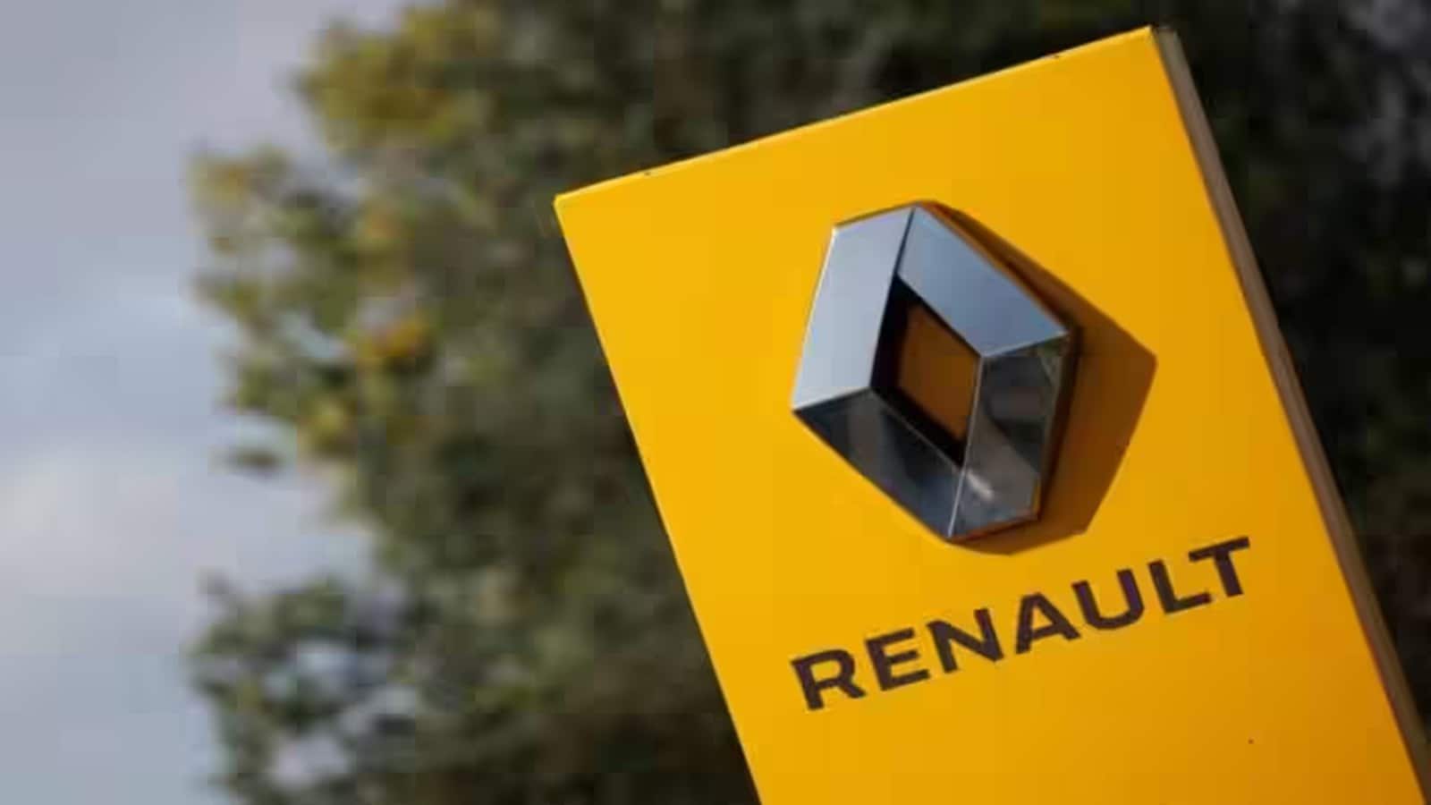 Renault Layoffs: फ्रांस की कारमेकर करने वाली है छंटनी, जा सकती हैं 3000 नौकरियां