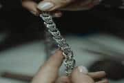 Silver Price after Diwali: चांदी फिर पड़ी नरम, दिवाली के अगले दिन इस भाव पर बिक रही देश के 10 बड़े शहरों में