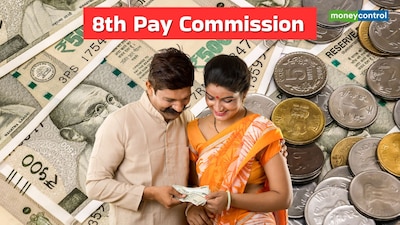 8th Pay Commission: सातवें वेतन आयोग का 10 साल का टाइम पीरियड कार्यकाल इसी महीने खत्म हो रहा है। 