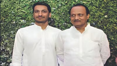 अजित पवार ने कहा कि पाटिल समेत उन तीन लोगों के खिलाफ FIR दर्ज की गई है जो डॉक्यूमेंट्स पर साइन करने के लिए रजिस्ट्रार ऑफिस गए थे। उनका बेटा उन तीनों में शामिल नहीं था