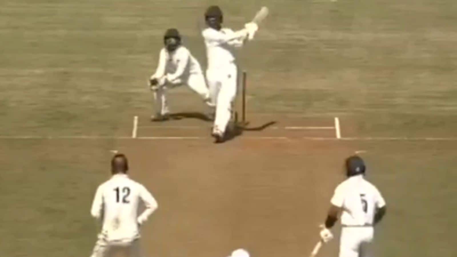 Akash Choudhary: भारतीय बल्लेबाज आकाश चौधरी ने तोड़ा वर्ल्ड रिकॉर्ड, 11 गेंदों में ठोक दी फिफ्टी