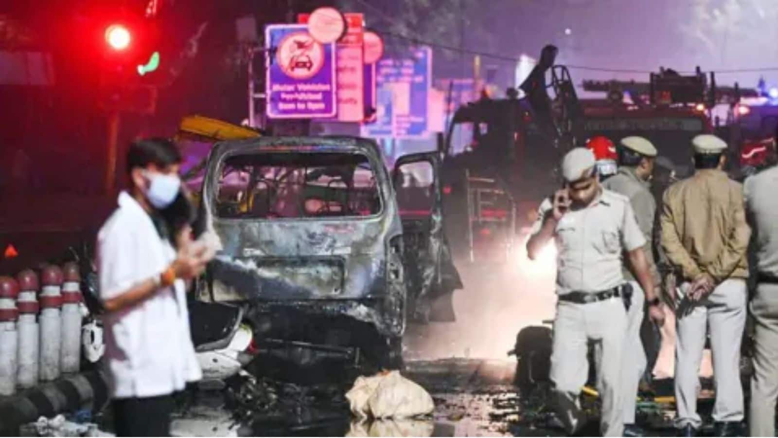 Delhi Blast: दिल्ली ब्लास्ट केस में एक और गिरफ्तारी, पुलिस ने पुलवामा के इलेक्ट्रीशियन को हिरासत में लिया